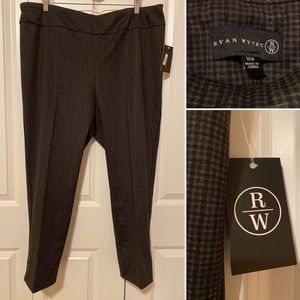 Ryan Wythe knit dress pants, size 18W, NWT